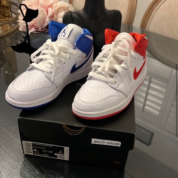 Nike Other - SOLD Nike Air Jordan 1 Mid SE (GS) 85 SOLD